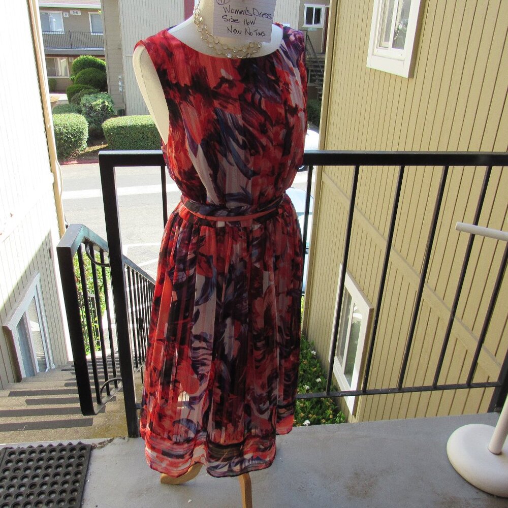 #47 NEW WOMEN'S COLORFUL SUMMER DRESS BY CARMEN MARC VOLVO   (SIZE 14-16W)